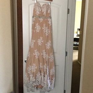 Prom dress, never worn before, tags still on.